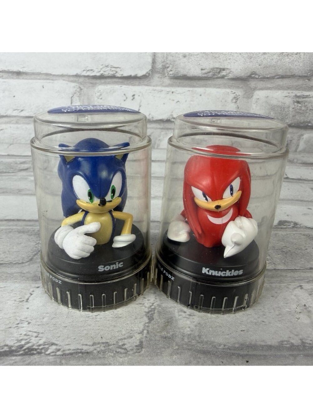 Good 2 Grow Spouts Topper Sonic The Hedgehog Sonic & Knuckles Lot of 2